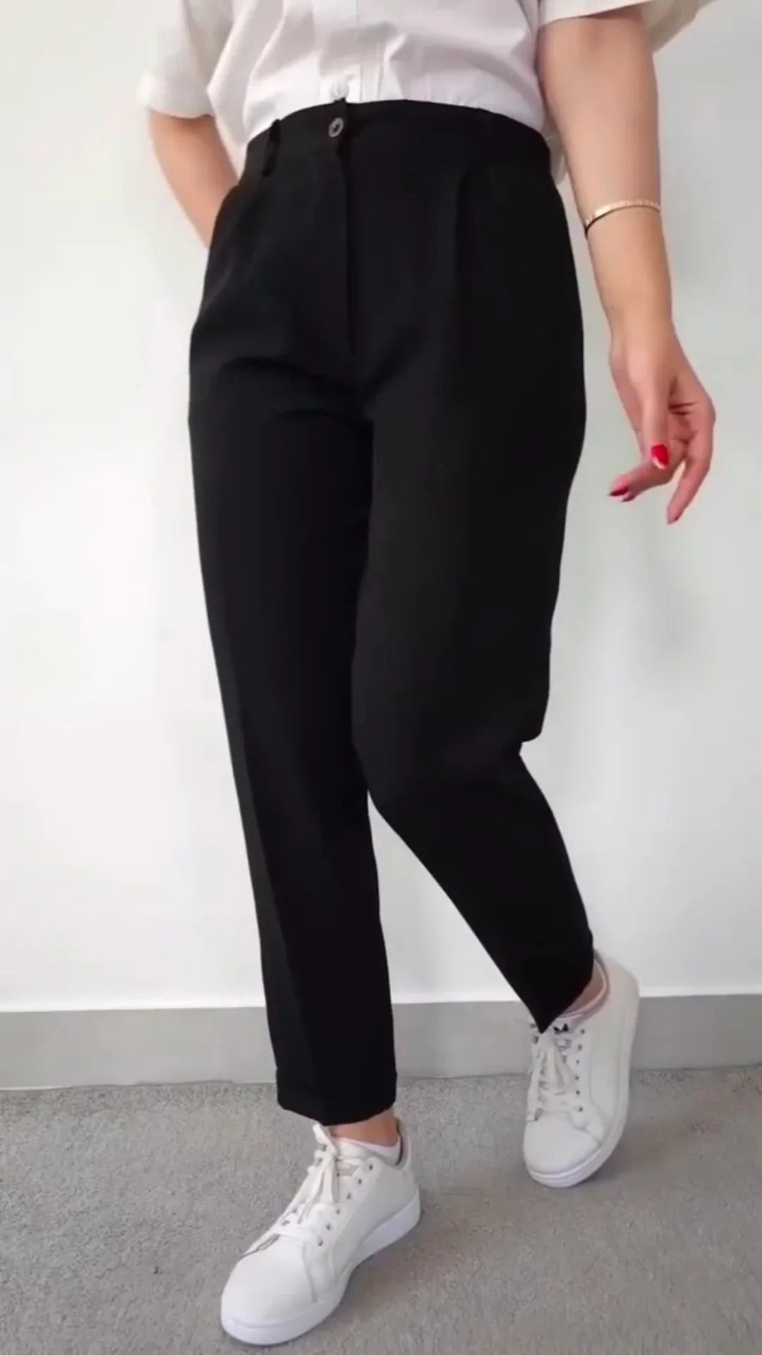 STRAIGHT PANTS